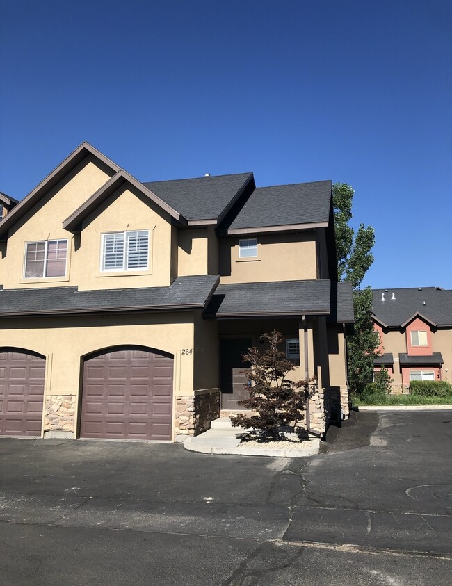 Photo - 264 S 910 W Townhome