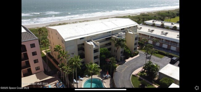 Building Photo - 5050 Ocean Beach Blvd Unit 104 Rental