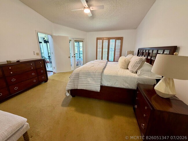 15758 Loch Maree Ln Unit 4005
