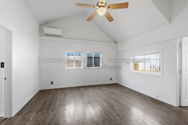 Photo - 1103 E Joseph Ave