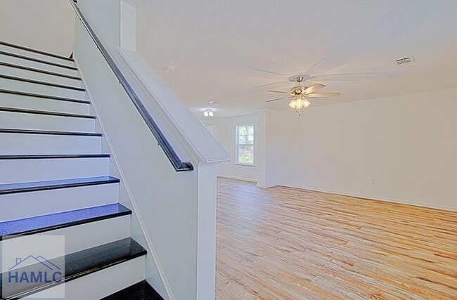 Photo - 89 Horsecreek Rd