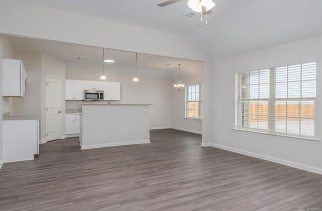 Photo - 1884 Landing Pl