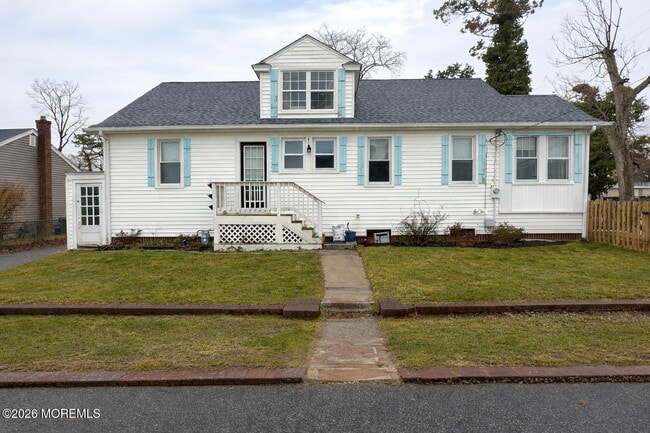 Building Photo - 4 Spring St