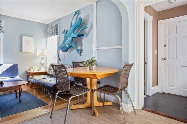 35 Brewer St Unit 2