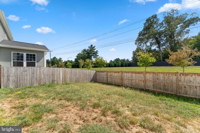 Photo - 5508 Redgum Ln