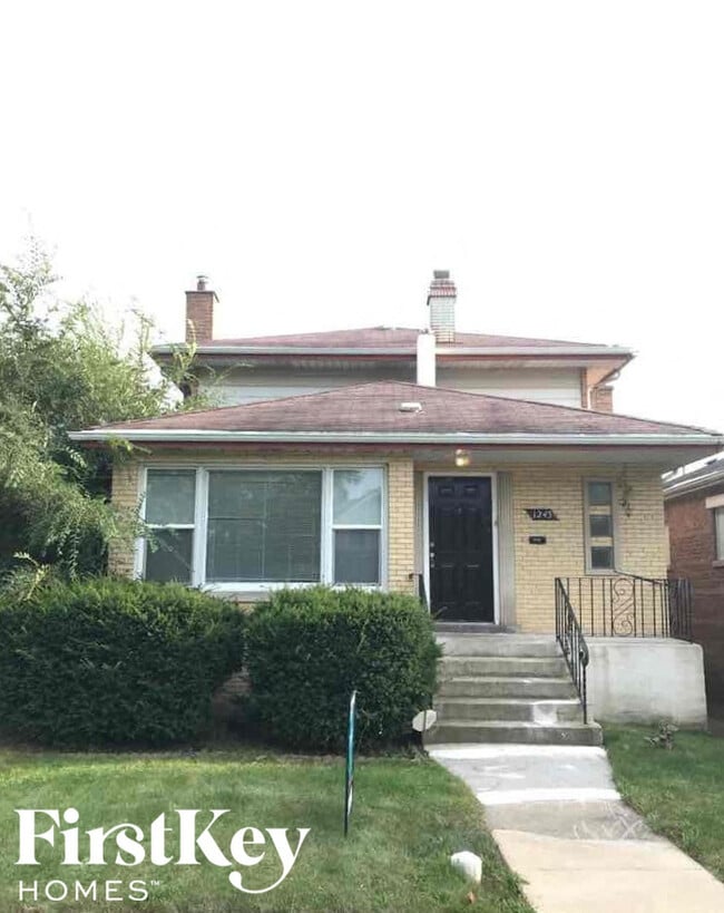 1243 W 123rd St Rental For Rent in Calumet Park, IL