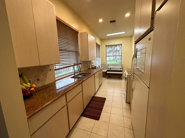 Photo - 7461 SE Autumn Ln