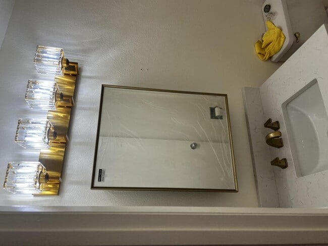 Photo - 110 E Washington St