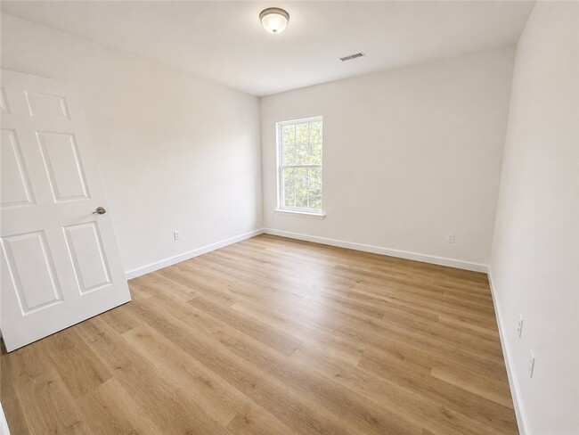 Photo - 414 Bentridge Dr