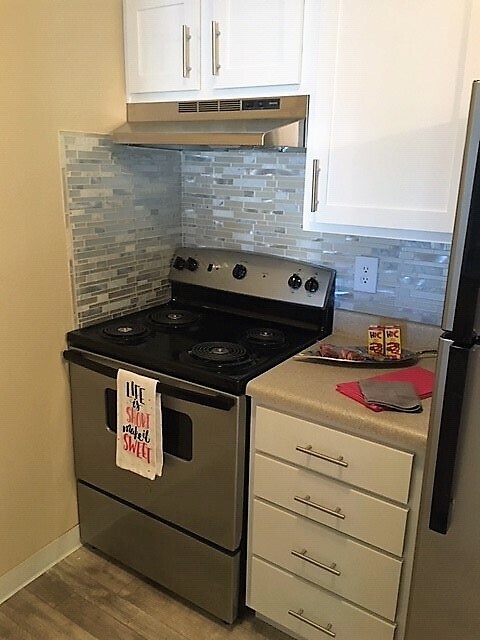 Aspen Remodel Kitchen - Bicycle Club Apartments