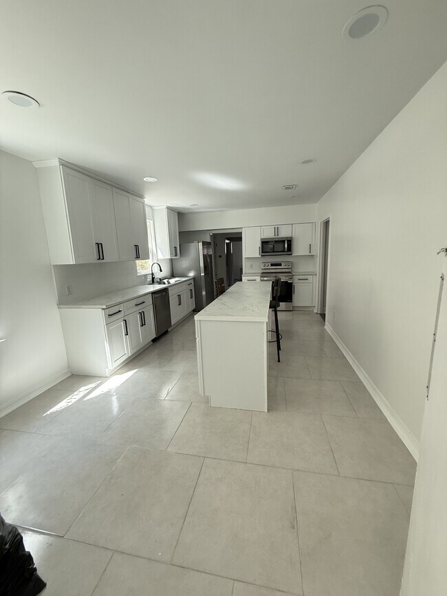 Photo - 7801 St Charles Ave