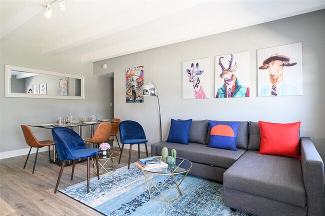 Photo - 1020 N Victoria Park Rd Unit 24