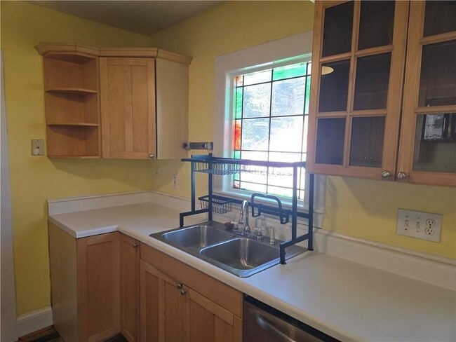 Photo - 1038 S Candler St