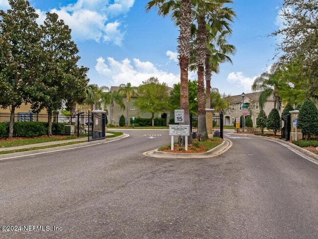 Photo - 7062 Snowy Canyon Dr Unit 105