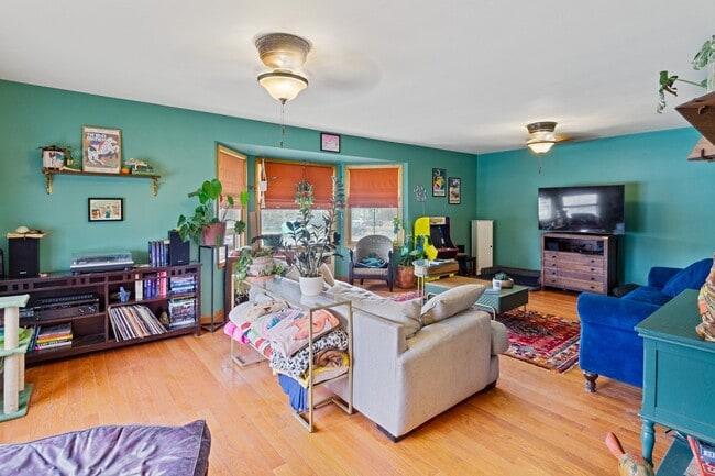 Photo - 1109 E Flint St Unit 1109 Flint St