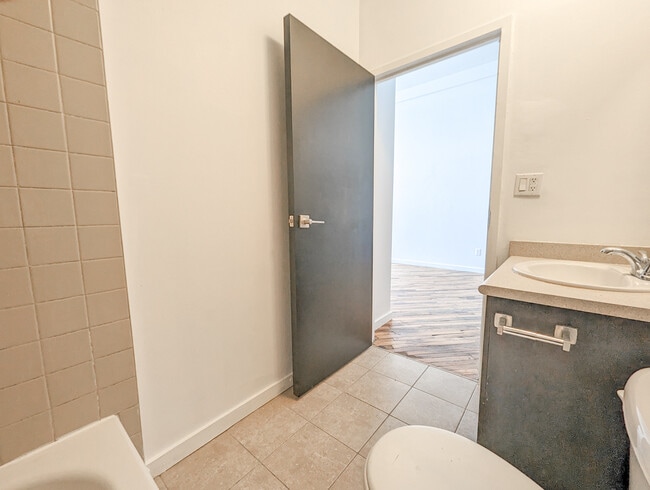 Photo - Tiger Lofts Cambridge Unité 213