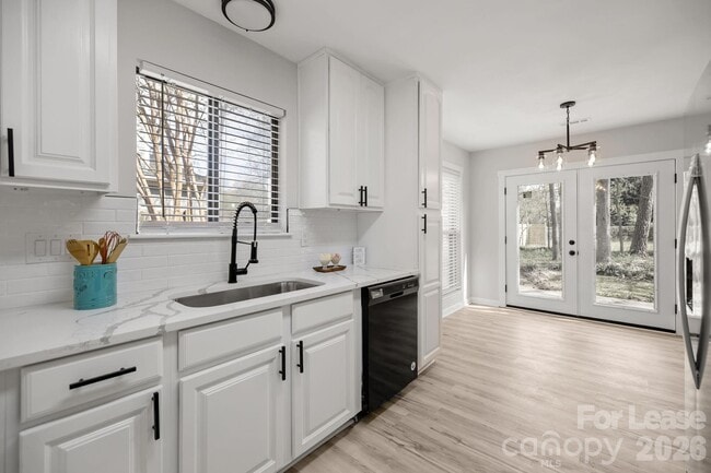 Photo - 6722 Stillmeadow Dr