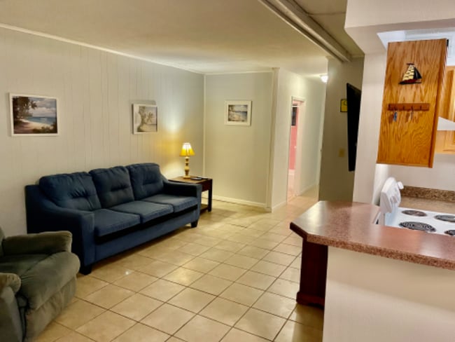 Photo - 335 Causeway N Unit E3