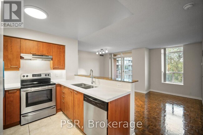 Photo - 515 Rosewell Ave Unit 110