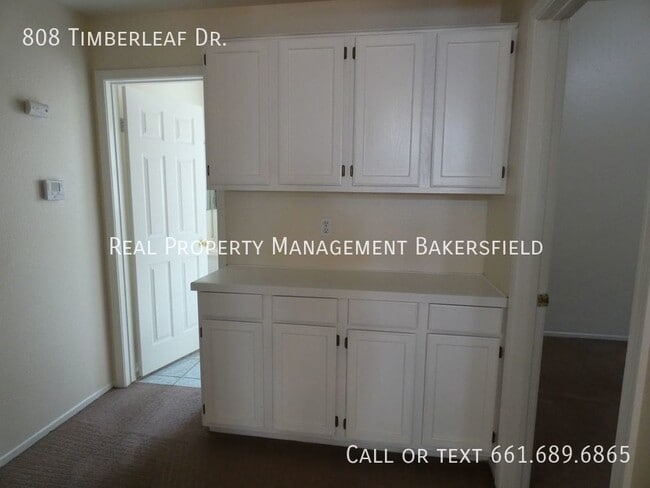 Photo - 808 Timberleaf Dr