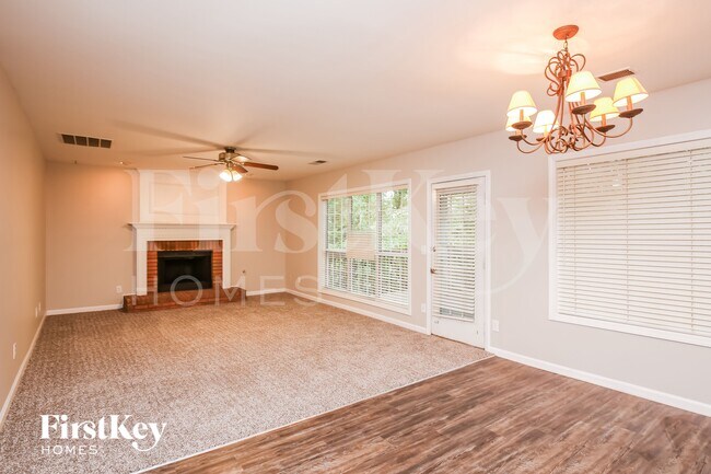 Photo - 2684 Conifer Green Way
