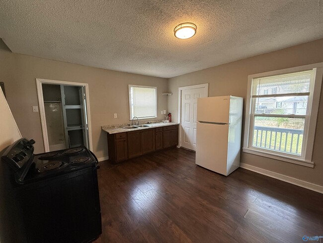 Photo - 3508 Alpine St SW Townhome