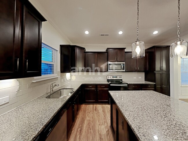 Photo - 500 Horseman Park Pl