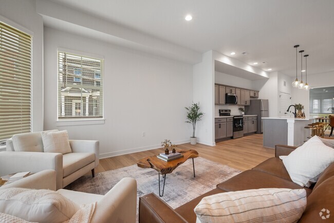 Building Photo - 1202 SW Des Moines St Rental