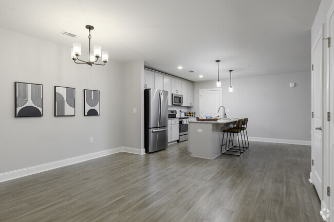 2BR, 2BA - 1710SF - Entrance