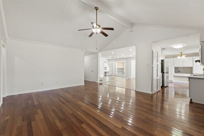 Photo - 8818 Edgemoor Dr