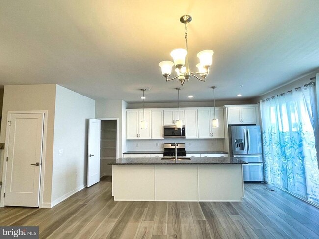 Photo - 224 Lilac St