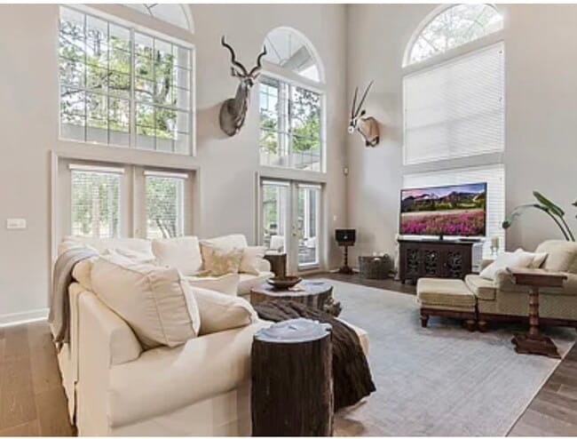 Photo - 10947 Palmetto Blvd