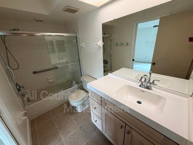 Photo - 2751 S Pines Dr