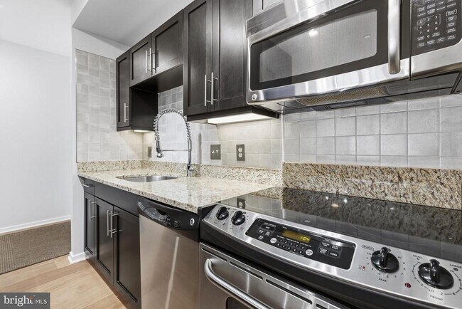 Photo - 1200 Steuart St Unit 1035