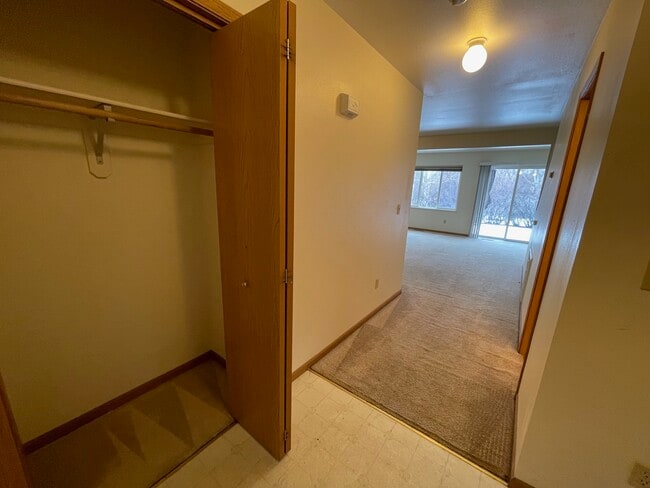 Photo - 2402 Daws Dr