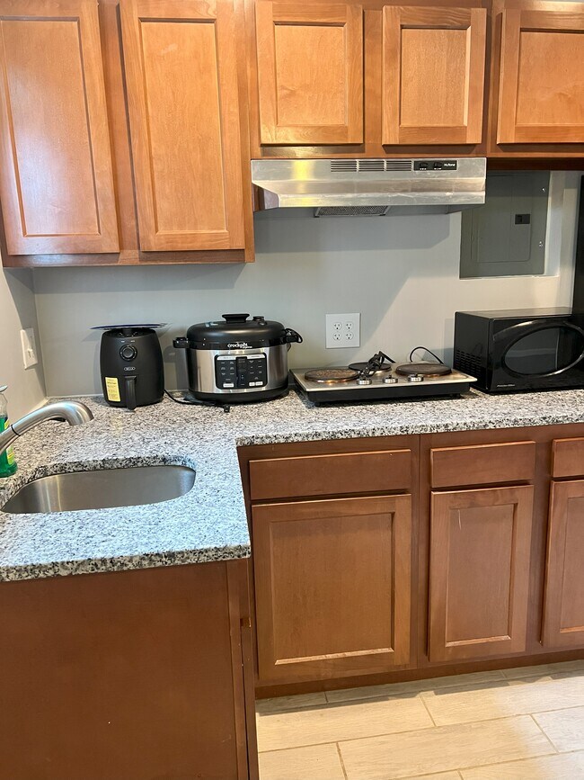 Kitchenette - 3106 Dynasty Dr