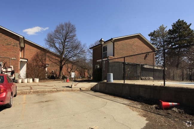 Photo - 85 Henderson Avenue Townhomes