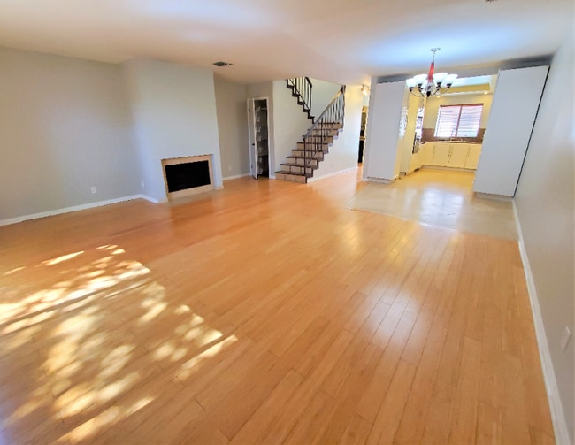 4365 McLaughlin Ave