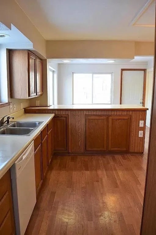 Photo - 910 Avenue B