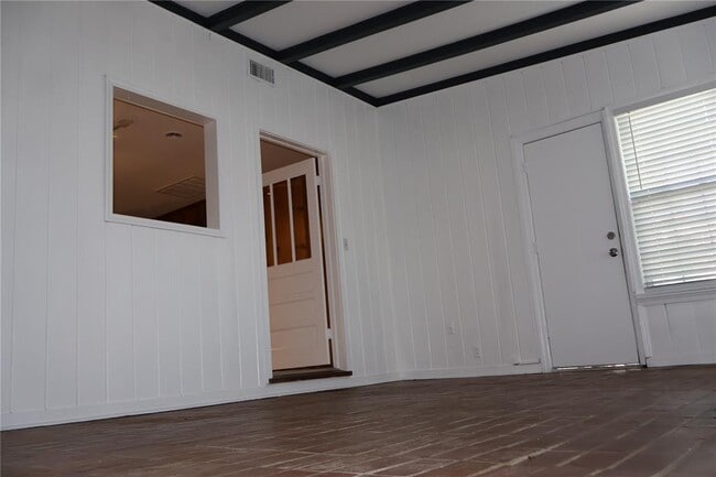 Photo - 3017 W Euclid Ave