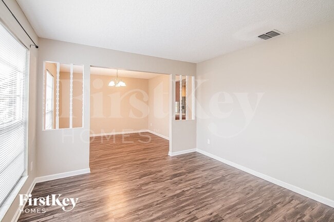 1572 Sonoma Ct