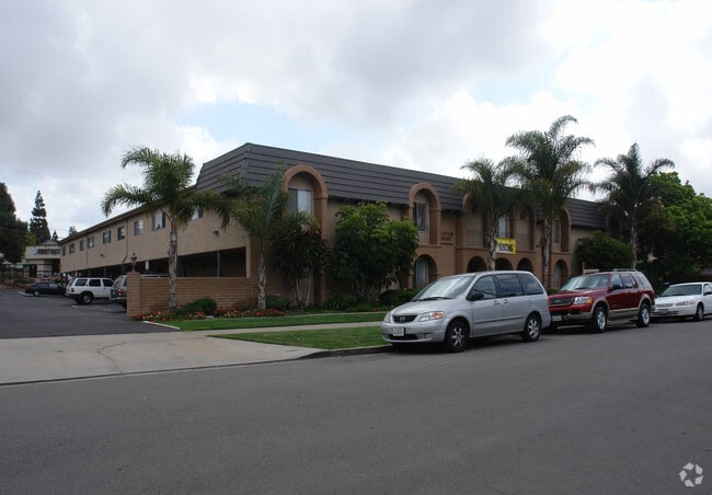 Photo - Elan Glover Court