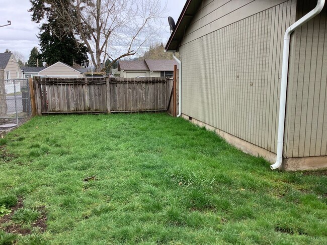 Photo - Bluebell Duplex Unit 296 S 50th