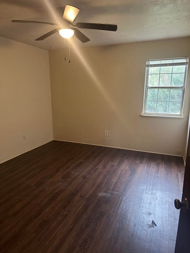 Photo - 2651 Chateau Ln