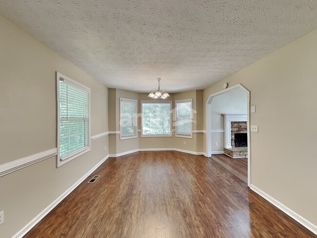 Photo - 114 Bridgewood Dr