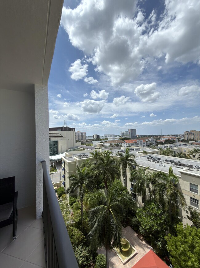 Photo - 651 Okeechobee Blvd Unit 808