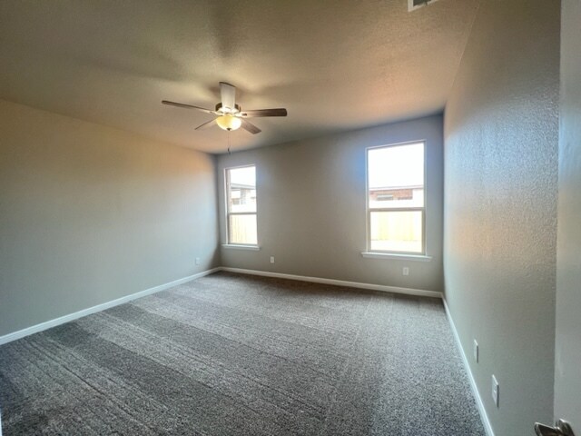 13 Los Campos Dr