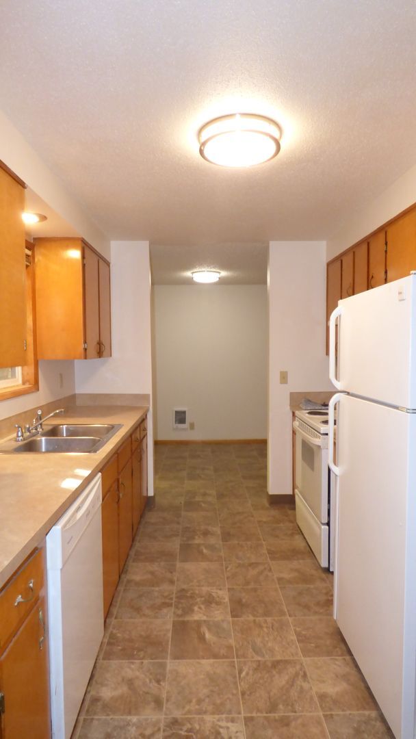 1624-1634 Capitol St SE Salem, OR 97302 - 1624-1634 Capitol St SE Salem, OR 97302 Apartment Unit 1634