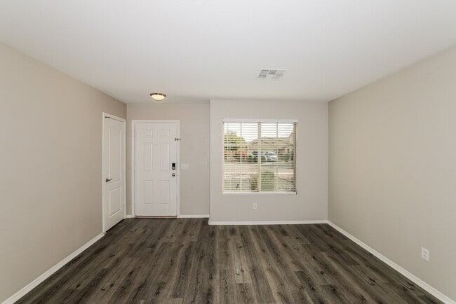 Photo - 16634 N 153rd Dr