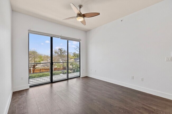 Photo - 4414 Cedar Springs Rd Unit 318